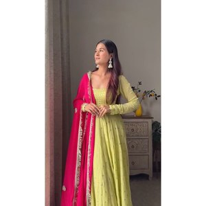 Robe de soirée avec fil et séquence de travail Taille XL - Product Image 4