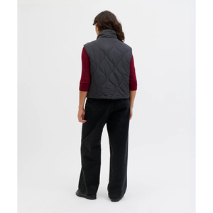Chaleco acolchado grueso para mujer, para equitación y esquí, con logotipo personalizado, para exteriores, cuello alto, tipo gilet, chaleco acolchado. - Product Image 3