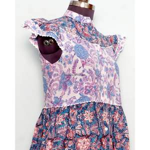 Vestido Mini de Verano con Estampado Floral, Cuello Redondo, Manga Corta, Tejido de Algodón Orgánico Cómodo, Detalle de Botones, Estilo Casual de Playa Hindú - Product Image 5