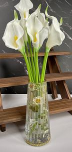 Decorative Resin Flower <b>Vase</b> With Unique Abstract Design For Home Office Hotel And Restaurant Interior Decoration - Product Image 6