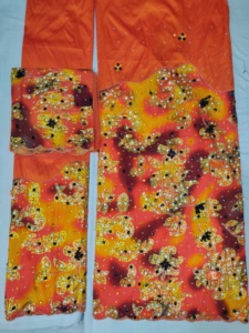 Nouveau George Wrapper nigérian classique et élégant avec motifs abstraits et floraux, en tissu de soie personnalisé pour fille - Product Image 6