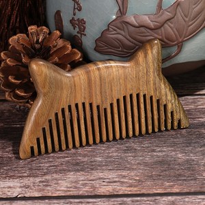Peine para Barba y Cabello de Madera Sostenible, Hecho a Mano, con Forma de Gato, Producto Ecológico para el Cuidado del Cabello, para el Mercado Global, Suministro B2B - Product Image 2