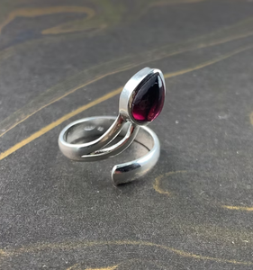 Adjustable 4.0 Grams Natural <b>Garnet</b> <b>Ring</b> Teardrop Gemstone Fine Jewelry for Everyday & Any Occasion Wear - Product Image 3