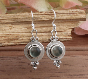 Boucles d'oreilles en préhnite naturelle, argent sterling 925, pierre précieuse verte facettée, boucles d'oreilles pendantes pour femmes, bijoux de luxe authentiques pour mariage et fête - Product Image 1