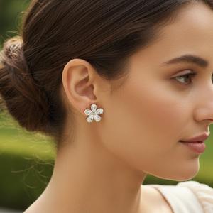 Pendientes de Diamantes de Laboratorio de Lujo, Pendientes de Diamantes en Forma de Pera, Pendientes Florales, Pendientes en Racimo en Oro Puro de 14K y 18K, Pendientes de Boda - Product Image 5