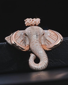 Colgante de elefante realista estilo hip hop, plata S925, moissanita personalizada de gran tamaño, corte brillante redondo certificado IGI para hombre - Product Image 1