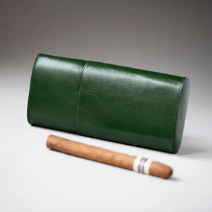 Estuche de puros de cuero premium con cortador integrado, estuche para accesorios de fumador con organizador de puros de cuero a precio de mayoreo. - Product Image 3