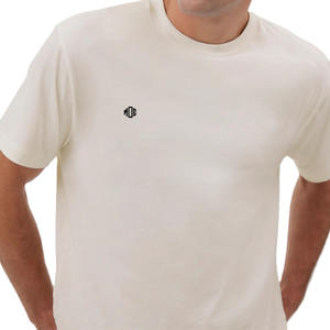 Camiseta Oversize Personalizada de Streetwear para Hombre, Cuello Redondo, Algodón Pesado 100%, Logotipo Minimalista Bordado, Producción OEM ODM - Product Image 4