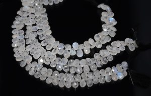 Perles de pierre de lune arc-en-ciel naturelle blanche facettées en forme de poire AAA 9x13 MM, Briolette de pierre de lune, Perles de pierre de lune facettées en forme de poire de 10 pouces - Product Image 6