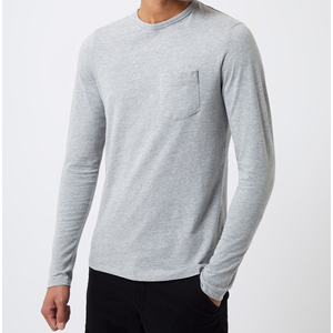 เสื้อยืดคอกลมแขนยาวสีเทาสำหรับผู้ชาย ทรงปกติ สวมใส่สบาย สีพื้น มีกระเป๋าหน้า ผ้าถักเจอร์ซีย์ ผ้าฝ้าย - Product Image 6