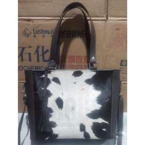 Sacs de style traditionnel en cuir de chèvre naturel, sac à main personnalisé, sacs à main pour femmes à la mode, idées de cadeaux pour anniversaire - Product Image 1