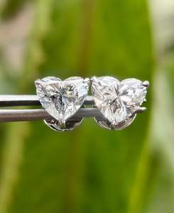 Pendientes de tuerca solitarios de moissanita brillante con corte de corazón, plata 925, joyería fina, compromiso para mujer, regalo romántico con encanto - Product Image 1