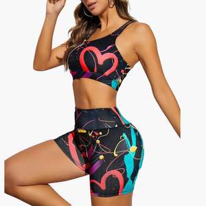 Conjunto de Yoga de 2 Piezas para Mujer al por Mayor Personalizado: Top Corto de Alta Calidad con Logo Frontal y Pantalones Cortos de Cintura Elástica, Estilo Casual - Product Image 3