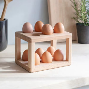 Support à œufs en bois minimaliste conçu pour un rangement épuré et organisé, idéal pour les comptoirs de cuisine modernes - Product Image 1