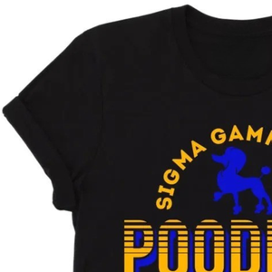 เสื้อยืด Sigma Gamma Rho Poodles สีดำ ลายกราฟิกสมาคมนักศึกษากรีก พิมพ์ลายตามสั่ง แขนสั้น คอกลม สไตล์ลำลอง - Product Image 5