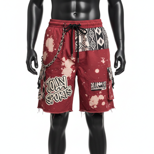 Short de bain homme premium 140 GSM en polyester et élasthanne, tissu à séchage rapide, design à empiècements rouge et noir, logo personnalisé imprimé à chaud. - Product Image 6