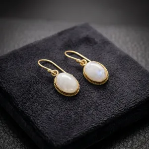 Pendientes Colgantes de Latón con Piedra Lunar Arcoíris, Joyería Artesanal de Piedras Preciosas Naturales al por Mayor - Product Image 3