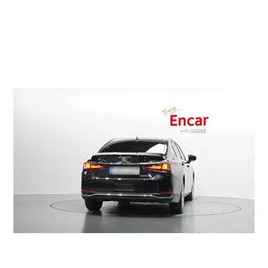 Lexus ES Executive Sedan 2024, 32,834 km, Asientos de Cuero, Cámara Trasera, Volante a la Izquierda - Product Image 4