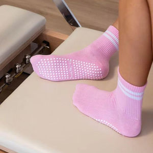 Calcetines Deportivos Heart Grip, Antideslizantes, de Algodón Elástico, Transpirables, Cómodos, para Yoga, Pilates, Fitness, Modernos, para Entrenamiento en Interiores - Product Image 2