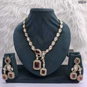 Conjunto de Joyería Étnica India para Boda, con Piedras Preciosas Blancas Transparentes, Collar con Colgante Kundan y Aretes Colgantes, Joyería Nupcial al por Mayor - Product Image 3