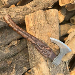 Hacha para cortar madera de inspiración vikinga, hecha a mano con mango de madera, herramienta de bushcraft para camping, regalo rústico y pieza decorativa. - Product Image 2