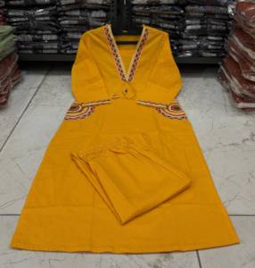 Yellow Embroidered Cotton <b>Kurta</b> <b>Women</b> Ethnic Loose Fit Midi Dress Summer Casual Indian Pakistani Style Three Quarter Sleeve - Product Image 4