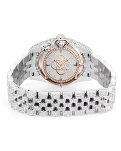 Montre pour homme en moissanite VVS fabriquée en Inde, avec logo personnalisé, entièrement pavée de diamants, montre de luxe disponible à un prix compétitif - Product Image 3