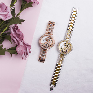 Montre pour femme 4439, dorée, ornée de diamants léopard, style hip-hop, à quartz, bracelet en acier inoxydable, montre-bracelet de style professionnel - Product Image 6