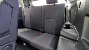 Tout Nouveau Toyota Highlander GLE 2.5L Hybride 4x4 Toit Ouvrant Spécifications GCC SUV 199ch 4 Cylindres Transmission Automatique Conduite à Gauche 2023 - Product Image 5