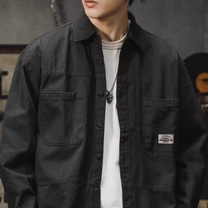 เสื้อเชิ้ตโอเวอร์เชิร์ตผ้าทวิลล์คอตตอนสำหรับผู้ชาย ขายส่ง แบบมีกระเป๋าคู่ ติดกระดุม สไตล์ลำลอง สตรีทแวร์ รับสกรีนโลโก้ - Product Image 1