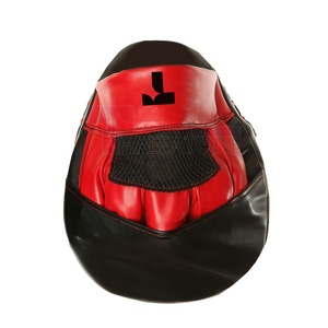 Mitaines de boxe en cuir robustes de haute qualité avec trous d'aération, design respirant pour entraîneurs et athlètes de kickboxing, idéales pour l'hiver - Product Image 3