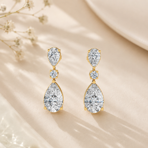 Élégantes boucles d'oreilles clous en argent sterling 925 avec diamants de laboratoire taille marquise et poire, couleur D-E, certifiés IGI - Product Image 3