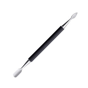 Cuchara de Manicura Profesional de Doble Punta de Acero Inoxidable con Empujador de Cutículas de Silicona Negra Suave y Acabado Pulido Espejo - Product Image 2