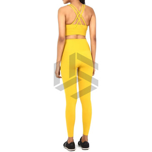 Ensemble de yoga pour femme couleur unie avec logo frontal, respirant et écologique, nouveau style, best-seller, ensemble 2 pièces en Spandex/Polyester taille haute - Product Image 2