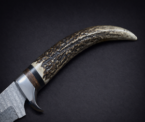 มีดล่าสัตว์เหล็กดามัสกัสตีขึ้นรูปด้วยมือพร้อมด้ามจับจากเขากวางธรรมชาติ - Product Image 3