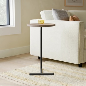 Table d'appoint compacte en forme de C avec plateau rond flottant, structure de support technique et style contemporain pour bars - Product Image 3