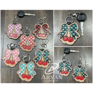 Llavero de Cuero Genuino con Diseño a Cuadros y Lazo de Cereza, Hecho a Mano, de Moda 2026, para Regalo, Unisex - Product Image 1