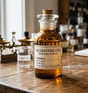 Aldehyde C10, produit chimique de parfumerie, note cireuse d'orange très citrique pour parfums, bougies, savons, désodorisants, fournisseur en gros - Product Image 1