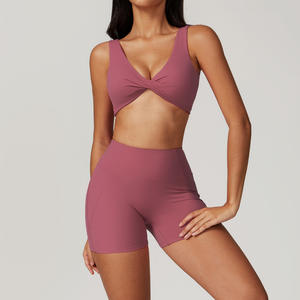 Ensembles de sport pour femmes : Haut de yoga uni, leggings taille haute, soutien-gorge de sport, tenue de fitness 5 pièces - Product Image 6