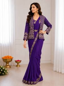Conjunto de Saree Morado Bordado en Seda Crepé, Traje Formal Pakistaní para Mujer, Ideal para Bodas y Festivales como Diwali - Product Image 1