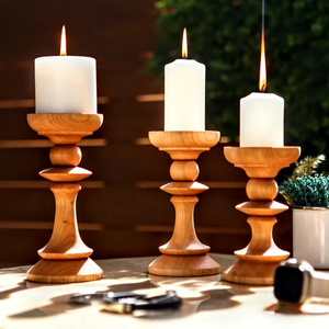 Chandelier rustique style farmhouse vieilli, finition blanc cassé, pour bougie pilier, décoration shabby chic, centre de table rustique, mariage - Product Image 4