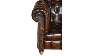 Sofá Individual de Cuero Color Beige con Elegante Sillón Chesterfield Tapizado en Cuero Color Beige para Sala de Estar - Product Image 4