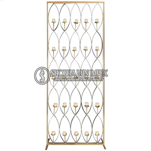 เชิงเทียนโลหะโค้งตกแต่งผนังงานแต่งงาน - Product Image 1