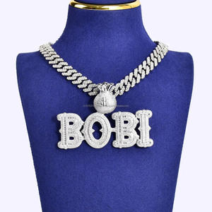 Exklusiver Anhänger aus 925er Sterlingsilber mit Moissanit-Diamanten und dem Buchstaben BOBI, mit funkelnder Tenniskette für Hip-Hop-Schmuck. - Product Image 1