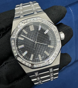 Montre-bracelet de luxe automatique en acier inoxydable avec cadran à index et moissanite baguette sur le saphir, style Hip-Hop, collection Black Ocean Jewels - Product Image 6