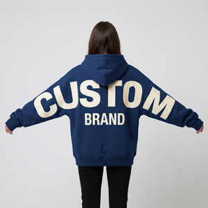 Sweat à capuche épais personnalisé pour femme en molleton de coton doux avec patch graphique tissé, coupe ample et poignets côtelés - Product Image 1
