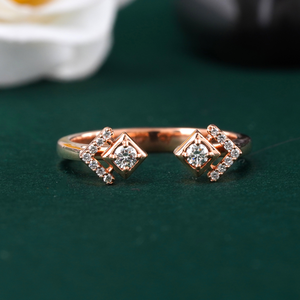 Anillo Abierto Geométrico Doble de Oro Rosa de 14K, Joyería Moderna y Elegante con Diamante Cultivado en Laboratorio de 0.15 CT, VS1, Certificado IGI, Oro Amarillo Sólido de 18K - Product Image 1