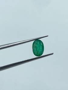 Émeraude Verte Naturelle Taille Ovale 0,75 Carat 4,80x7,00 MM pour la Fabrication de Bijoux - Product Image 2