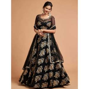 Conjunto de Lehenga Choli de Fiesta con Lentejuelas Negras para Mujer Talla Grande - Product Image 6