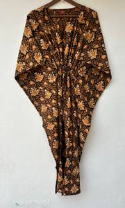 ชุดคาฟตันผ้าฝ้ายอินเดียพิมพ์ลายสัตว์สุดหรู แบรนด์ New Naaz Textile คอวี แขนสั้น รูดเชือกผูกเอว ทรงเข้ารูปบานออก แต่งลูกไม้ เหมาะสำหรับฤดูร้อน สำหรับผู้หญิง - Product Image 4